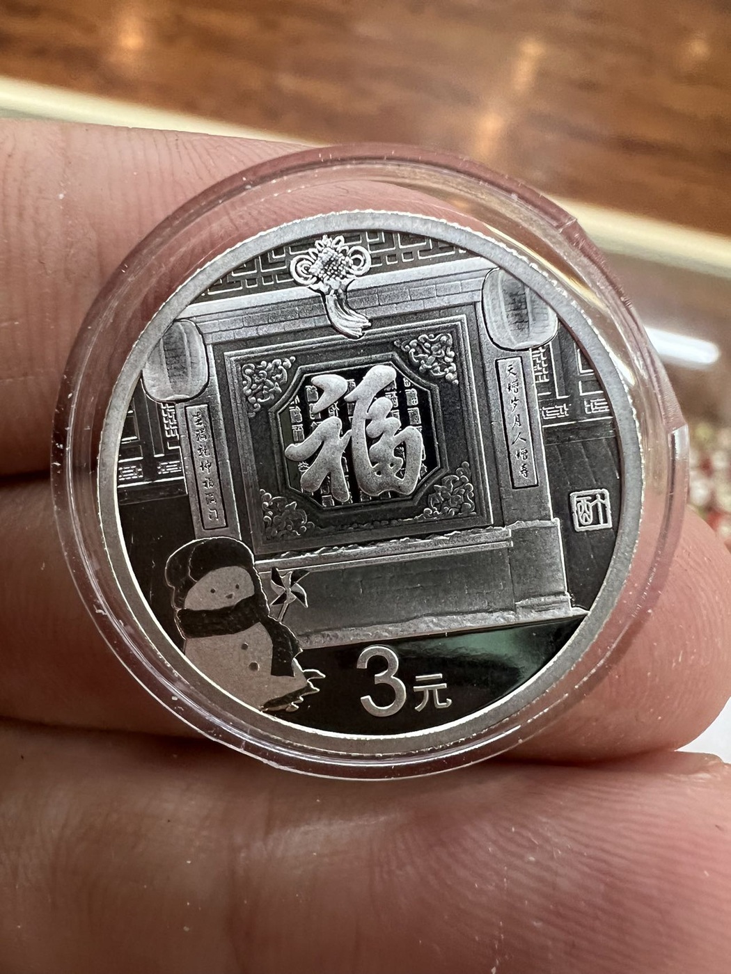 dvubb 图片点击可在新窗口打开查看