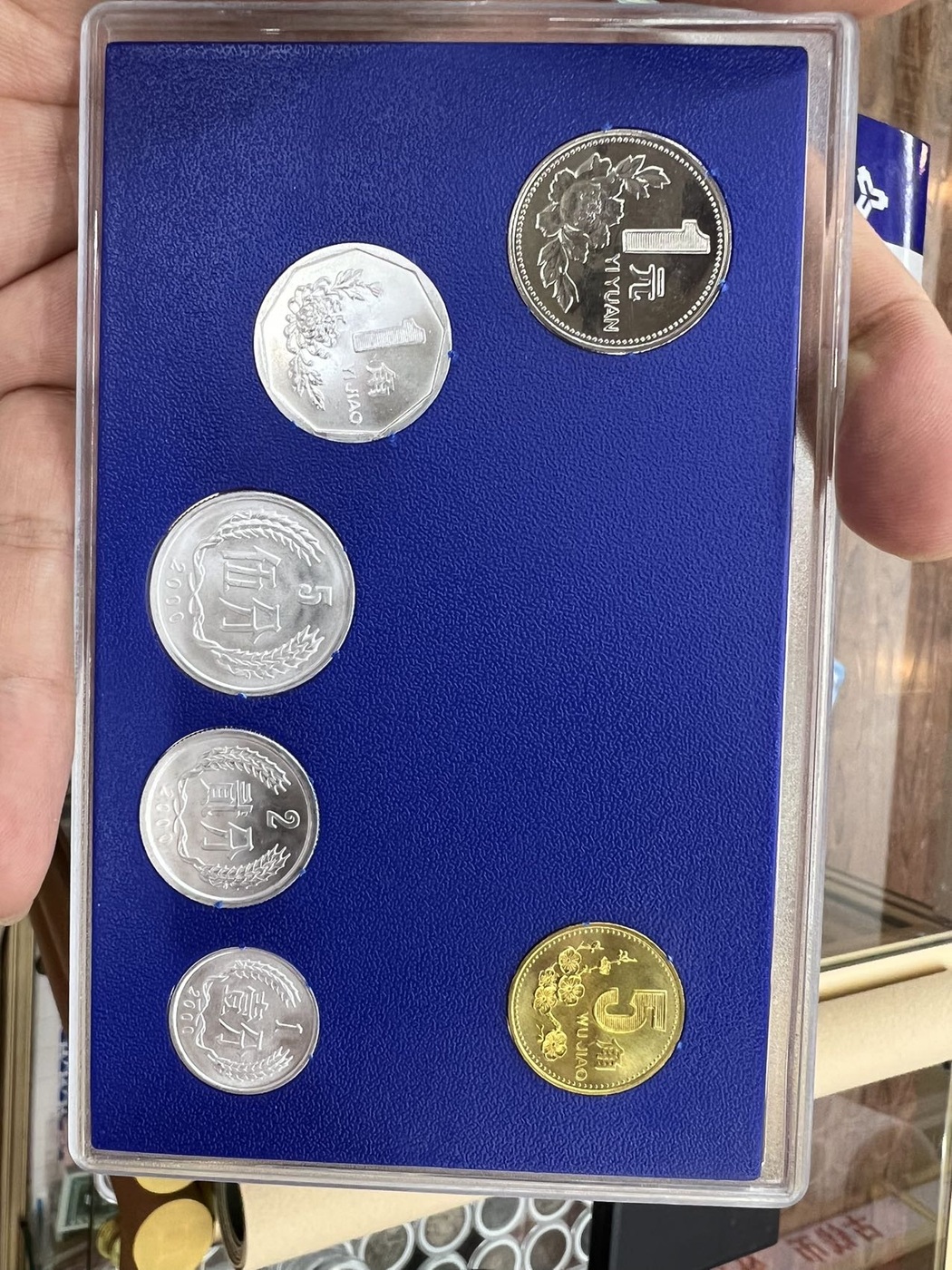 dvubb 图片点击可在新窗口打开查看