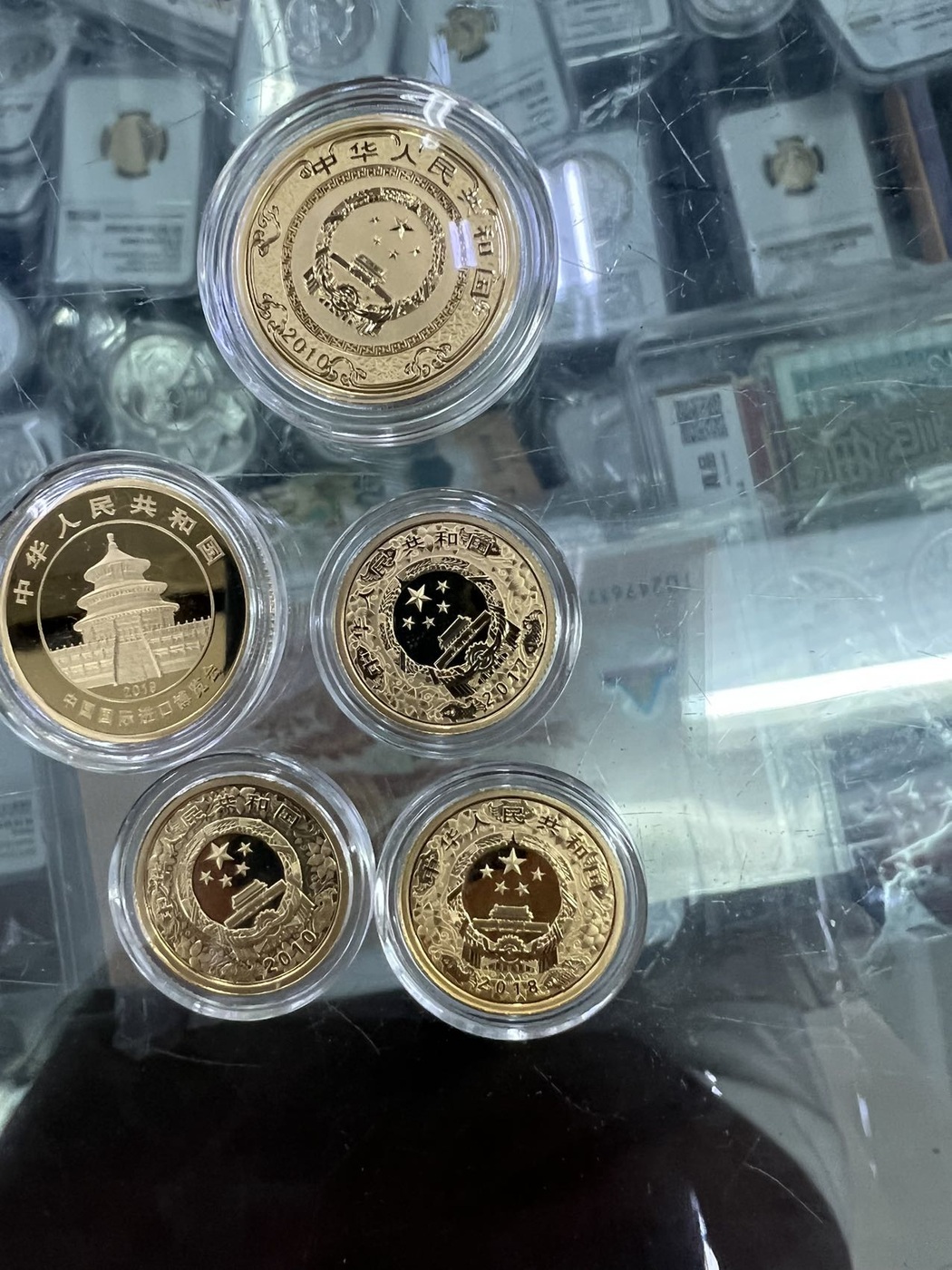 dvubb 图片点击可在新窗口打开查看