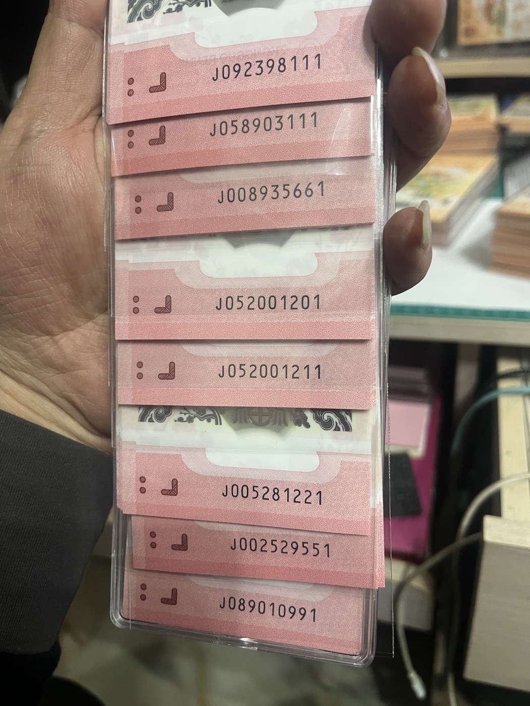 dvubb 图片点击可在新窗口打开查看