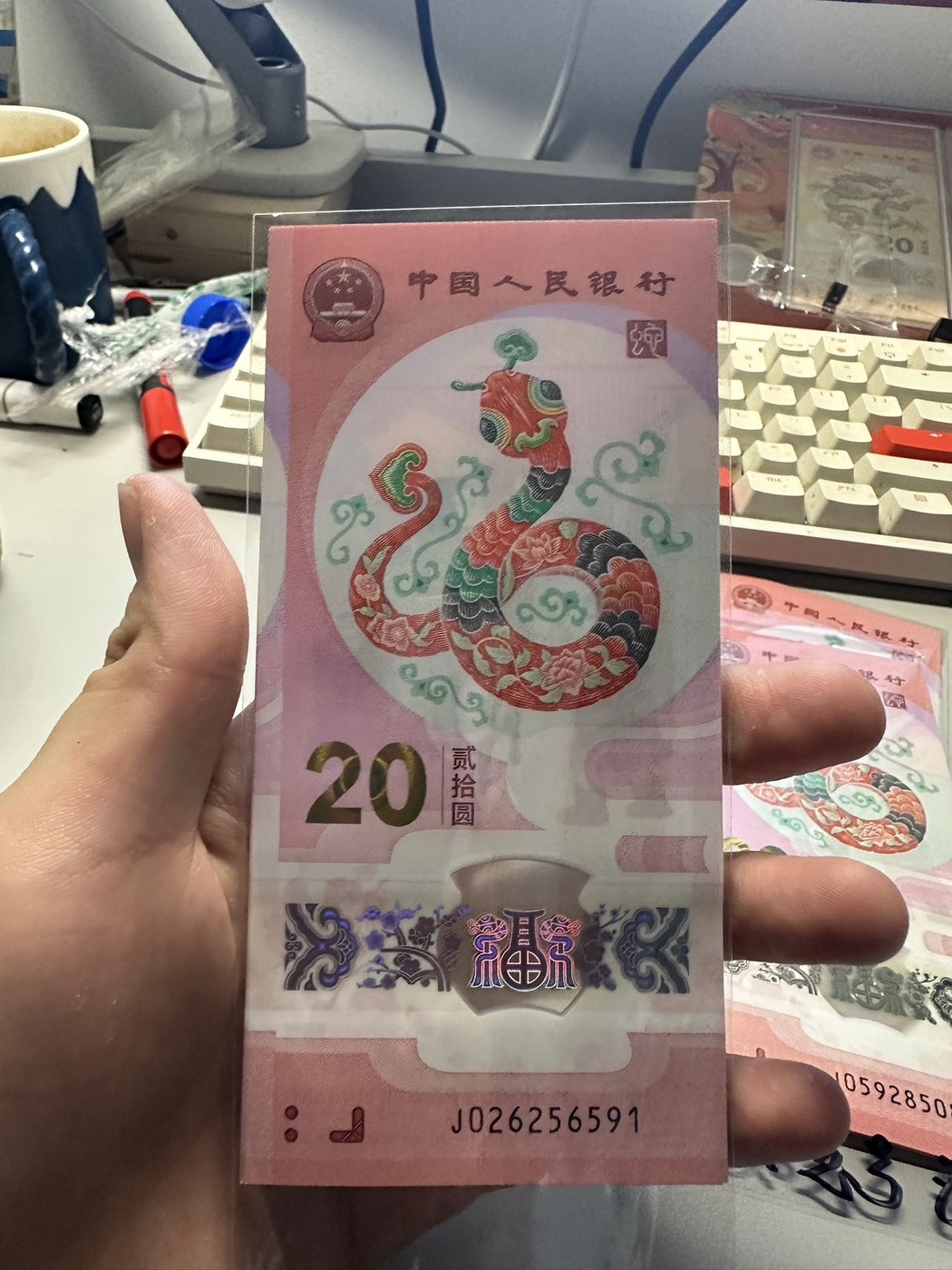 dvubb 图片点击可在新窗口打开查看