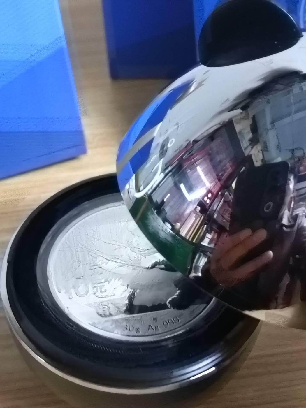 dvubb 图片点击可在新窗口打开查看