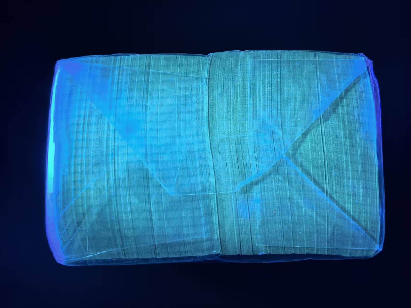 dvubb 图片点击可在新窗口打开查看