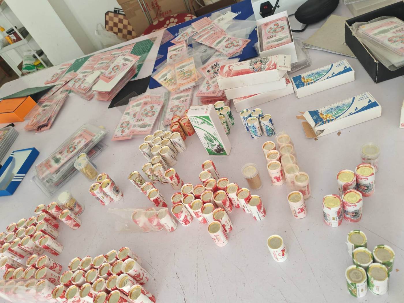 dvubb 图片点击可在新窗口打开查看