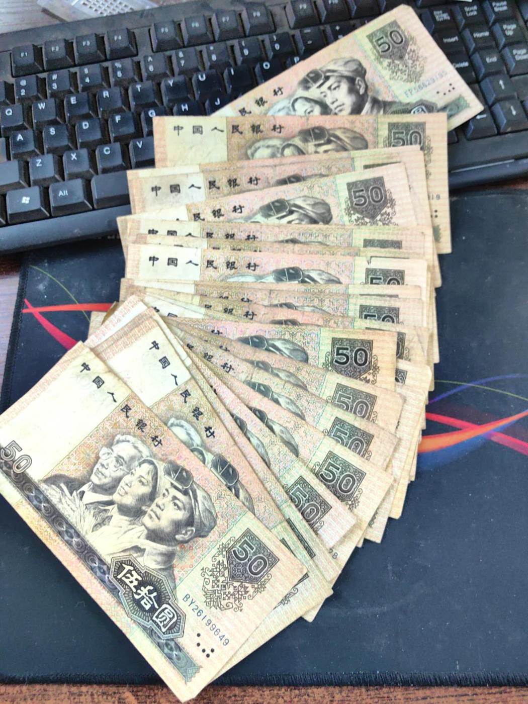 dvubb 图片点击可在新窗口打开查看