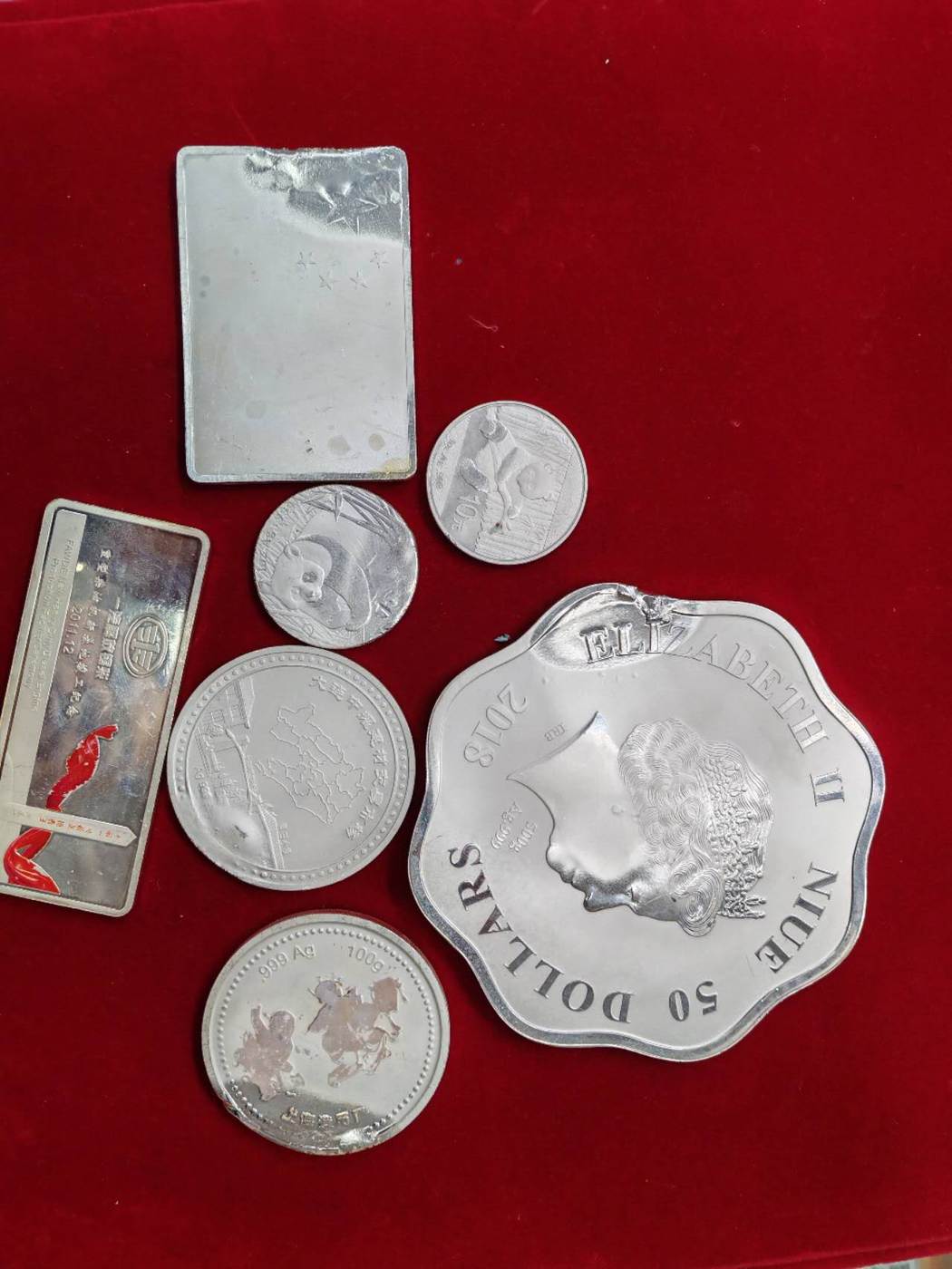 dvubb 图片点击可在新窗口打开查看