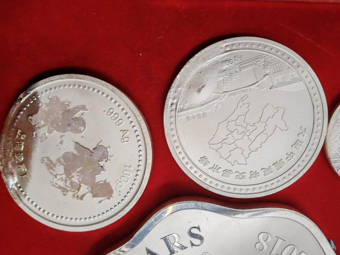 dvubb 图片点击可在新窗口打开查看