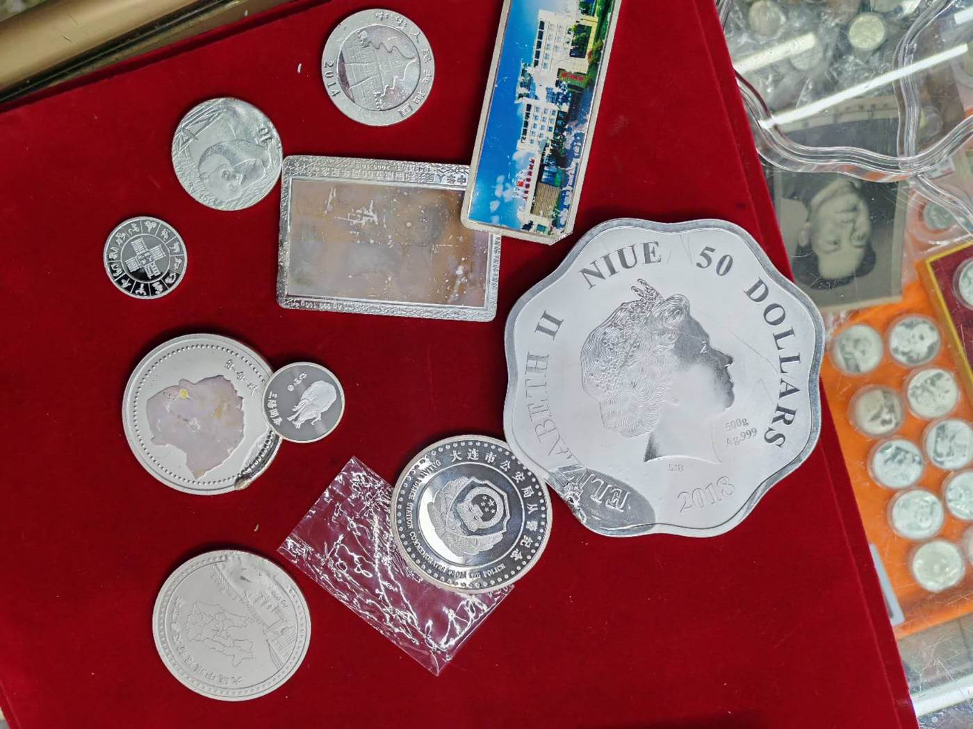 dvubb 图片点击可在新窗口打开查看