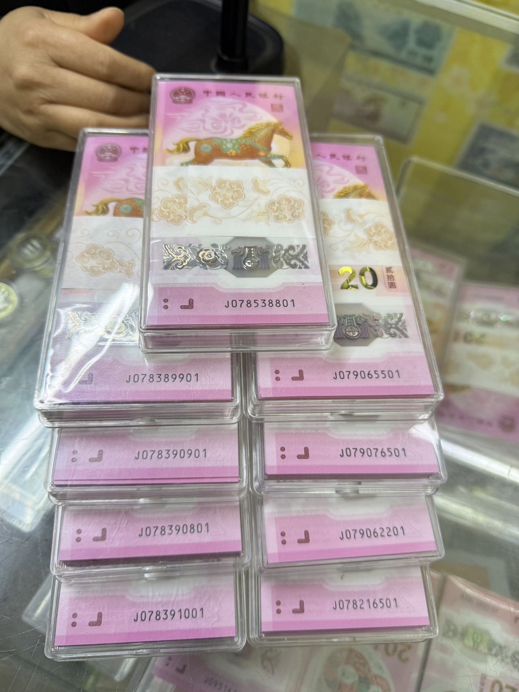 dvubb 图片点击可在新窗口打开查看