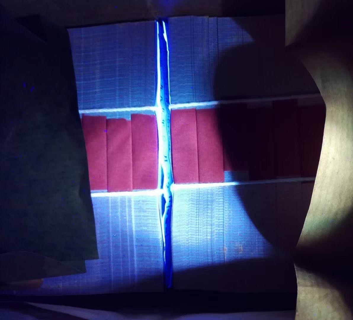 dvubb 图片点击可在新窗口打开查看