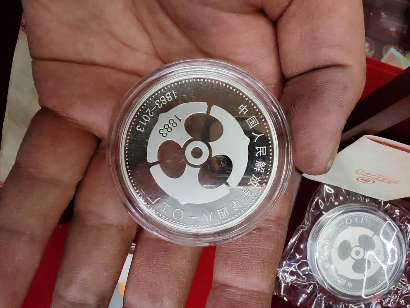 dvubb 图片点击可在新窗口打开查看