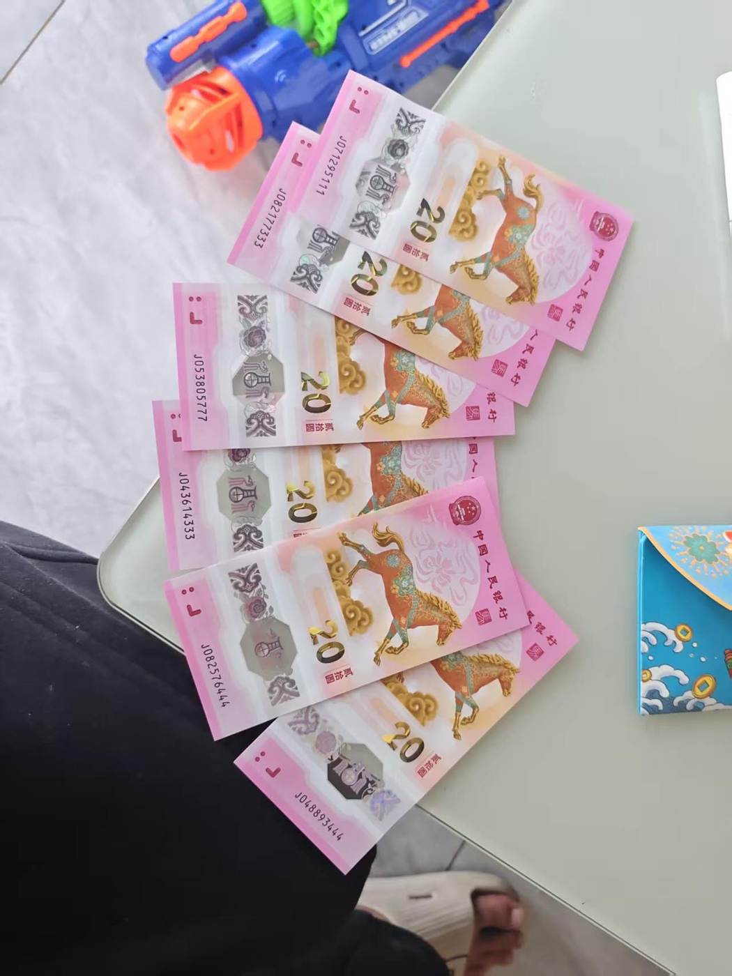 dvubb 图片点击可在新窗口打开查看