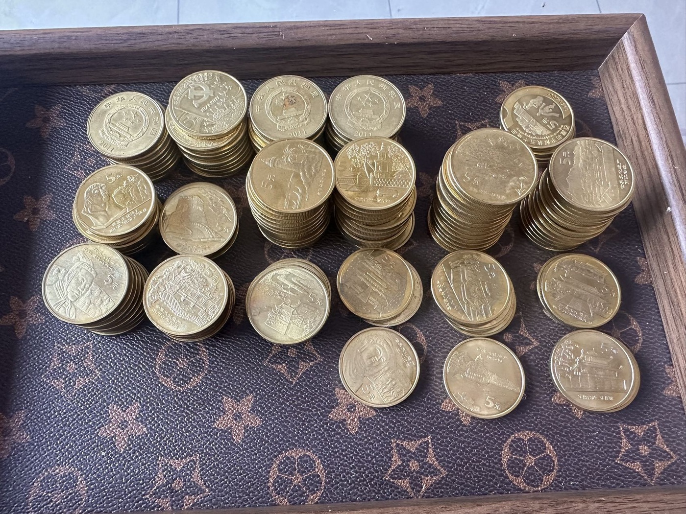 dvubb 图片点击可在新窗口打开查看