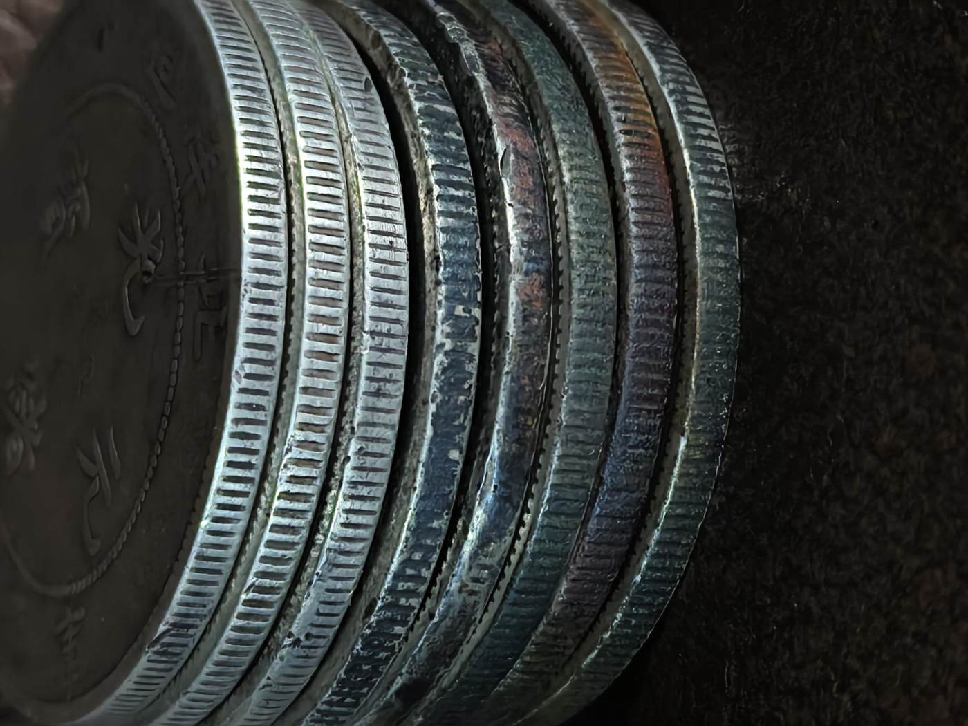 dvubb 图片点击可在新窗口打开查看