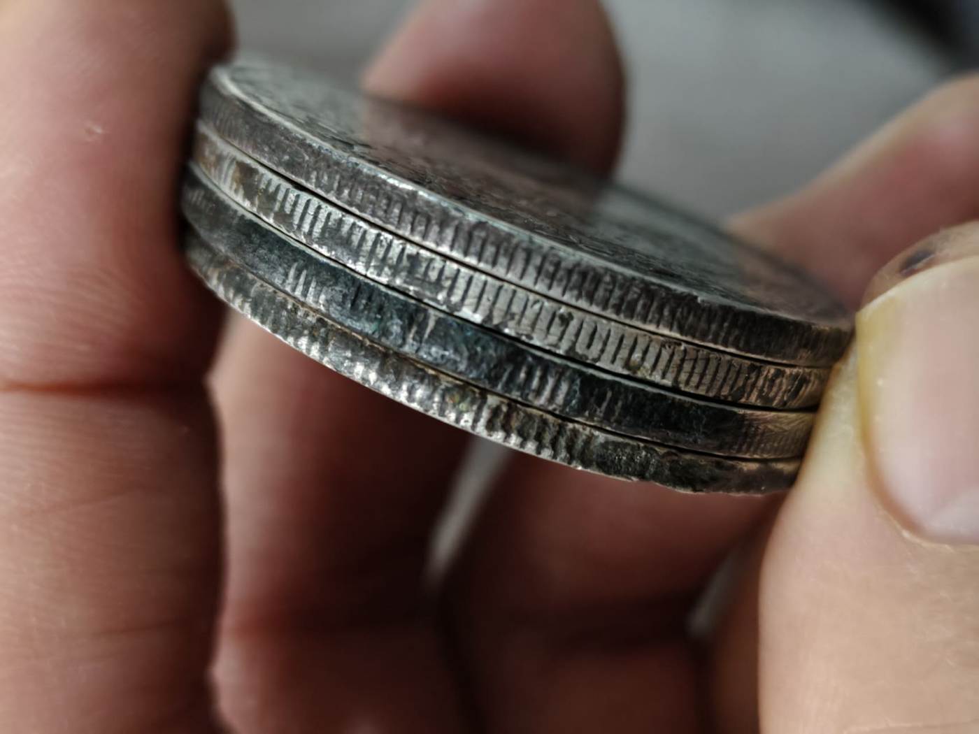 dvubb 图片点击可在新窗口打开查看