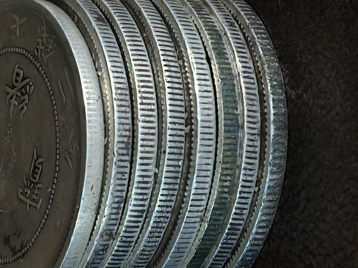 dvubb 图片点击可在新窗口打开查看