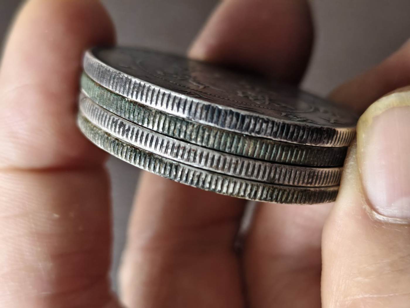 dvubb 图片点击可在新窗口打开查看