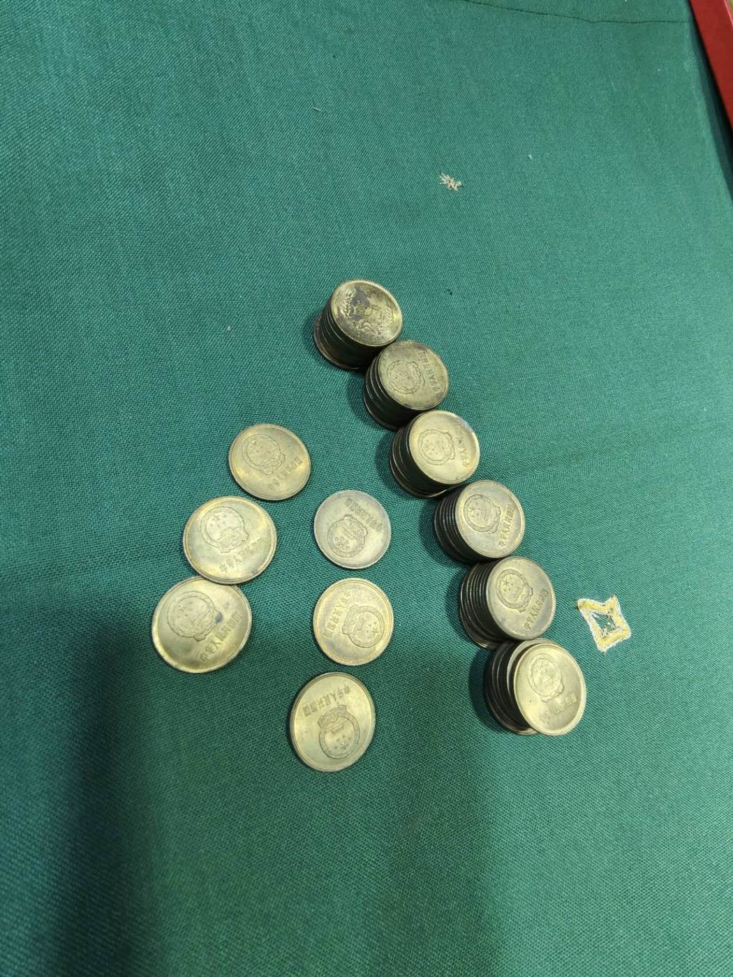 dvubb 图片点击可在新窗口打开查看