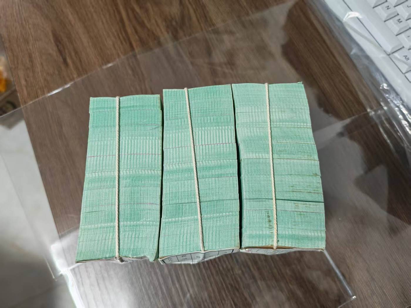 dvubb 图片点击可在新窗口打开查看