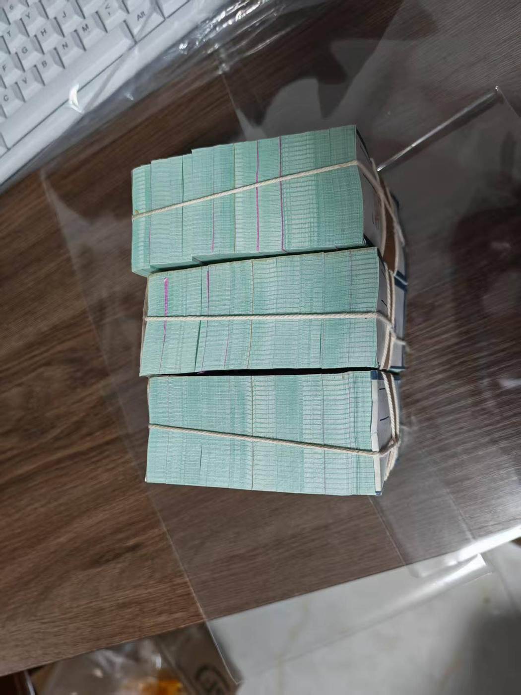 dvubb 图片点击可在新窗口打开查看