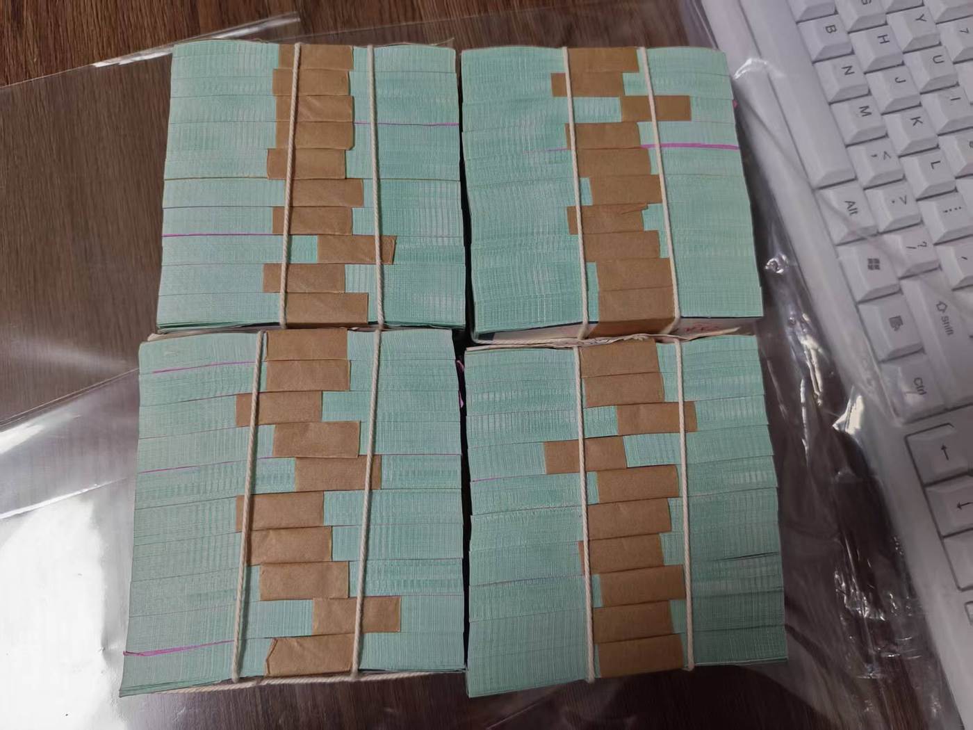 dvubb 图片点击可在新窗口打开查看