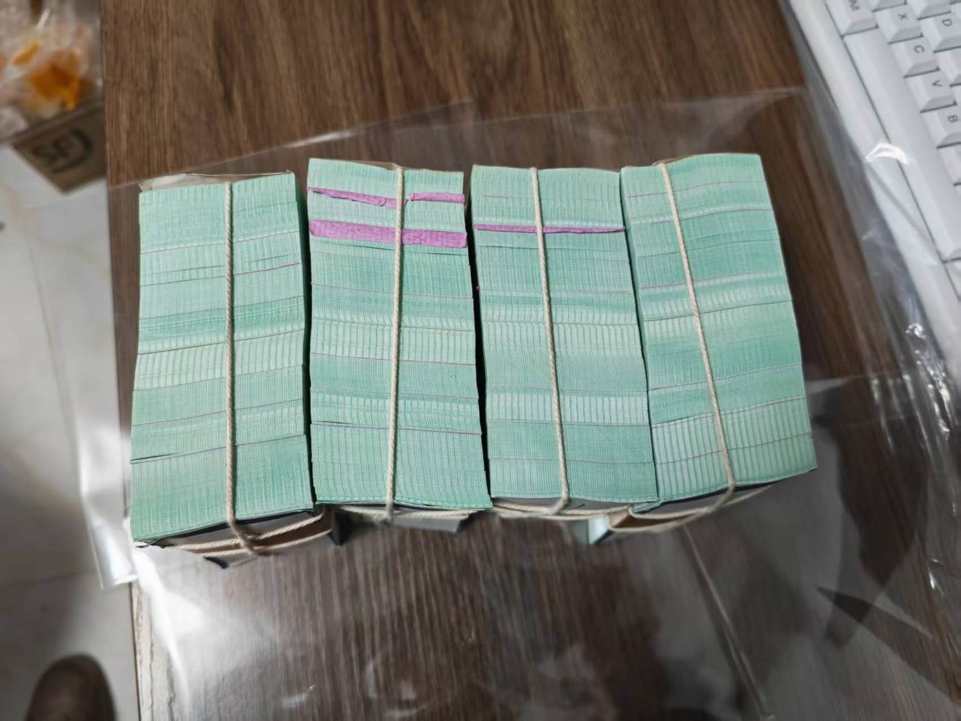 dvubb 图片点击可在新窗口打开查看