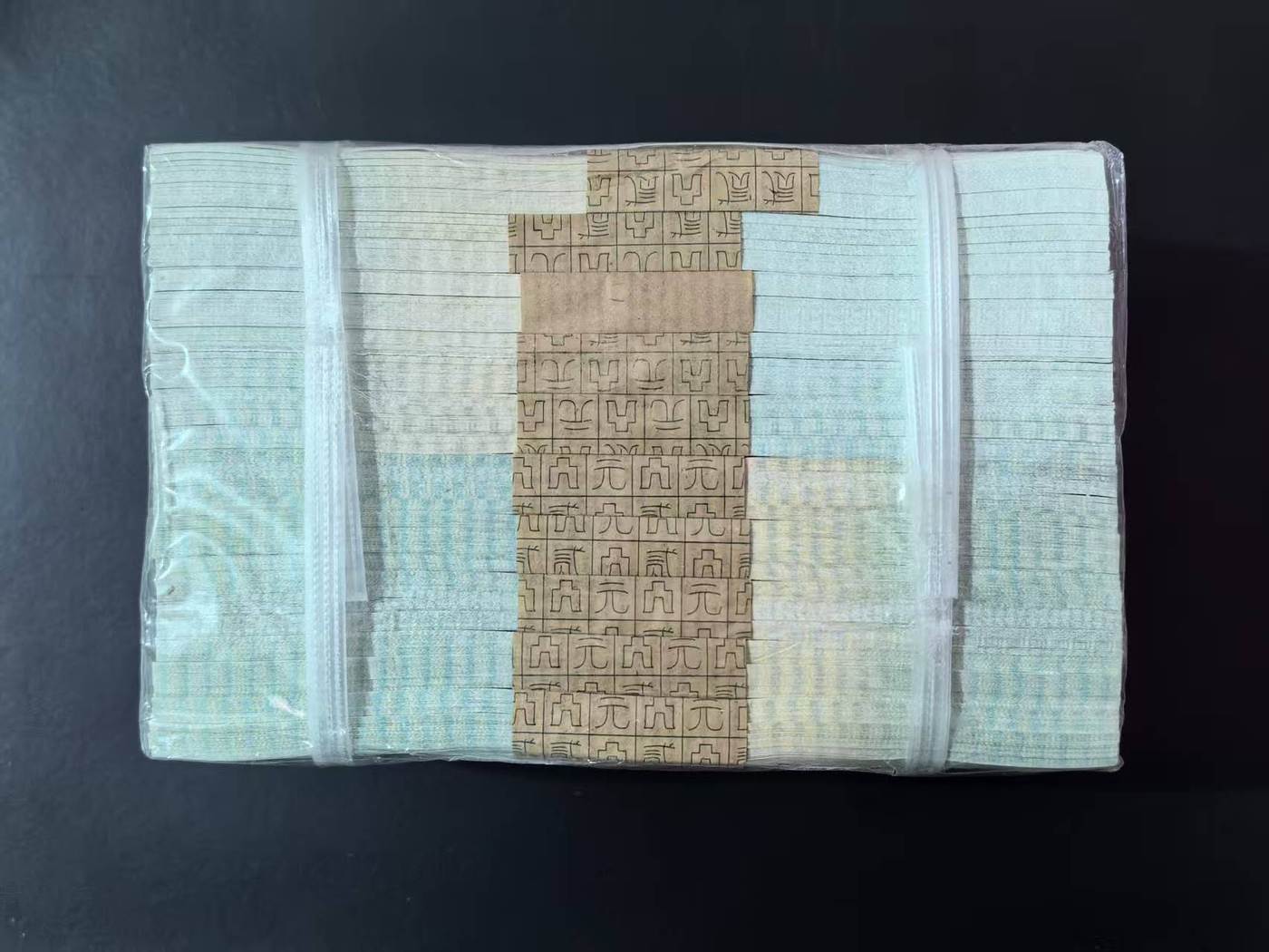 dvubb 图片点击可在新窗口打开查看