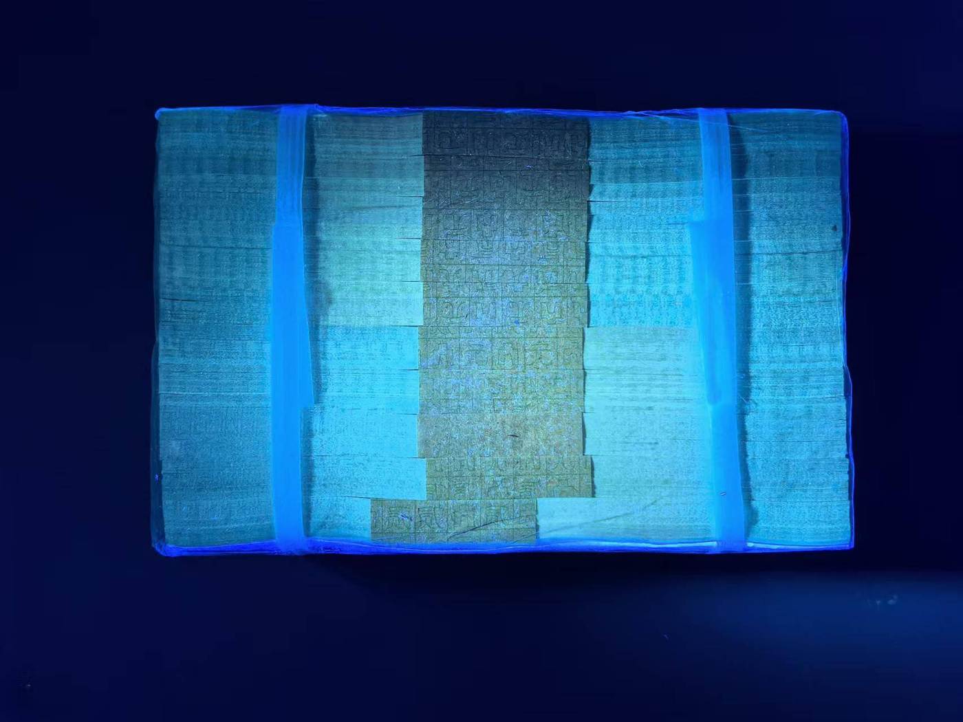 dvubb 图片点击可在新窗口打开查看