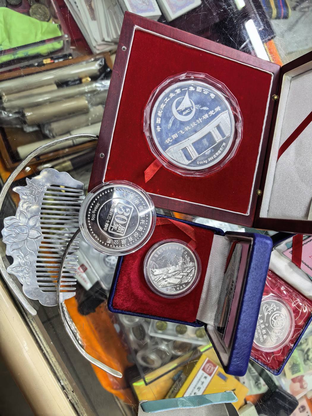 dvubb 图片点击可在新窗口打开查看