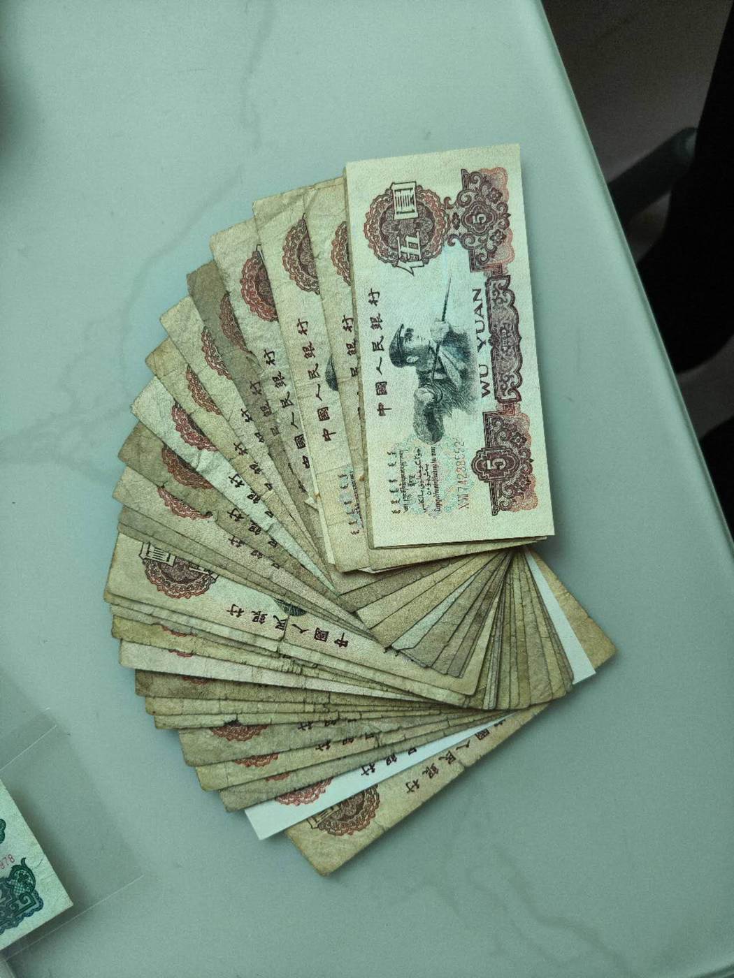 dvubb 图片点击可在新窗口打开查看