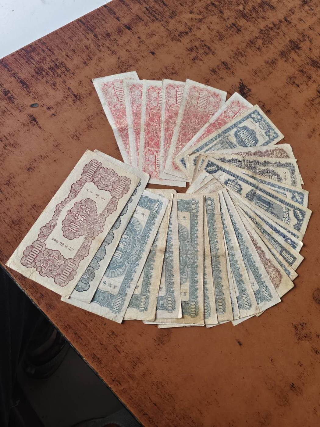 dvubb 图片点击可在新窗口打开查看