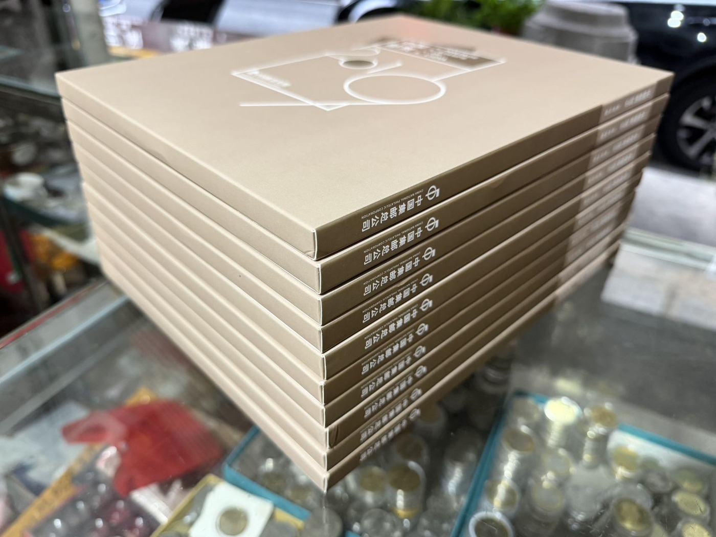 dvubb 图片点击可在新窗口打开查看